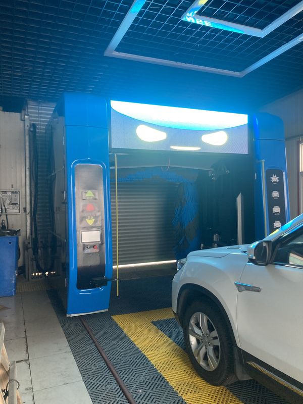 Automatische Saphir-Farb-Rollover-Autowaschmaschine CF380 mit Smart-Ad-Bildschirm