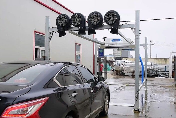 Installieren Raum L*W*H 7600*3500*3300 Einarm berührungsloses Roboter-Autowaschsystem HP-230 Risense