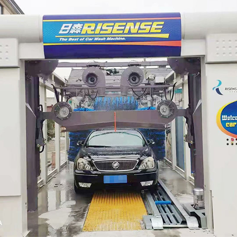 Erleben Sie die Bequemlichkeit unseres automatischen Bürstenwaschsystems für den Autotunneltyp