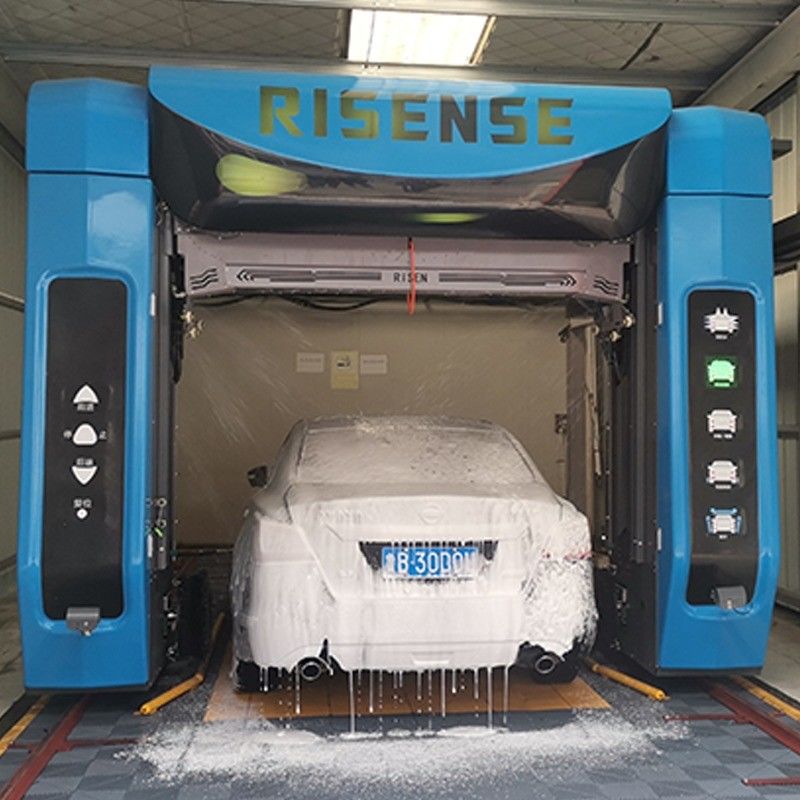 Berührungsfreie Autowaschanlage in Malaysia Risense 360 vollautomatisch ohne Bürste ohne Kontaktmaschine