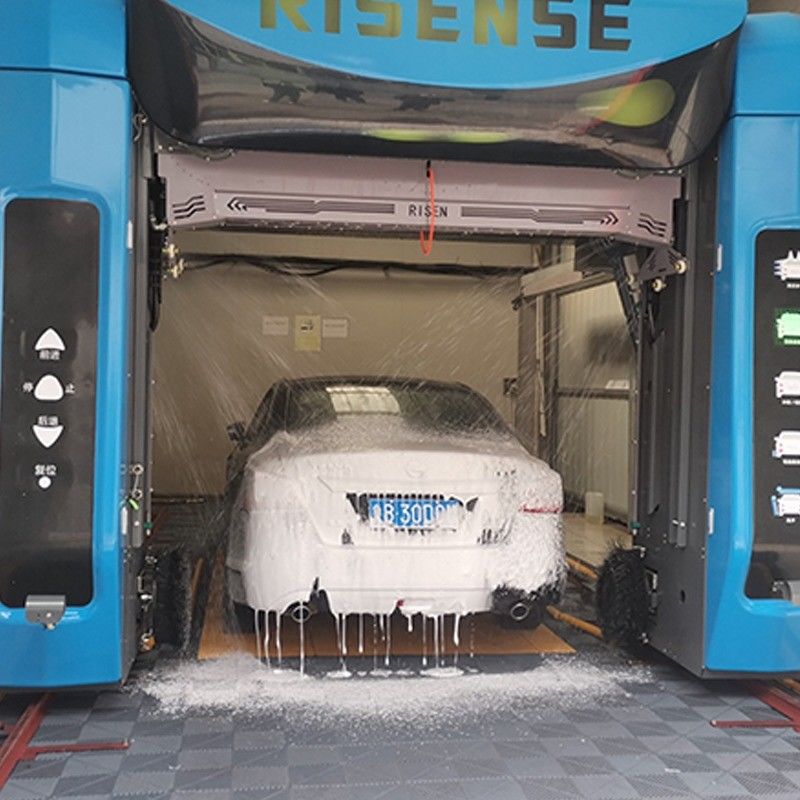 Berührungsfreie Autowaschanlage in Malaysia Risense 360 vollautomatisch ohne Bürste ohne Kontaktmaschine