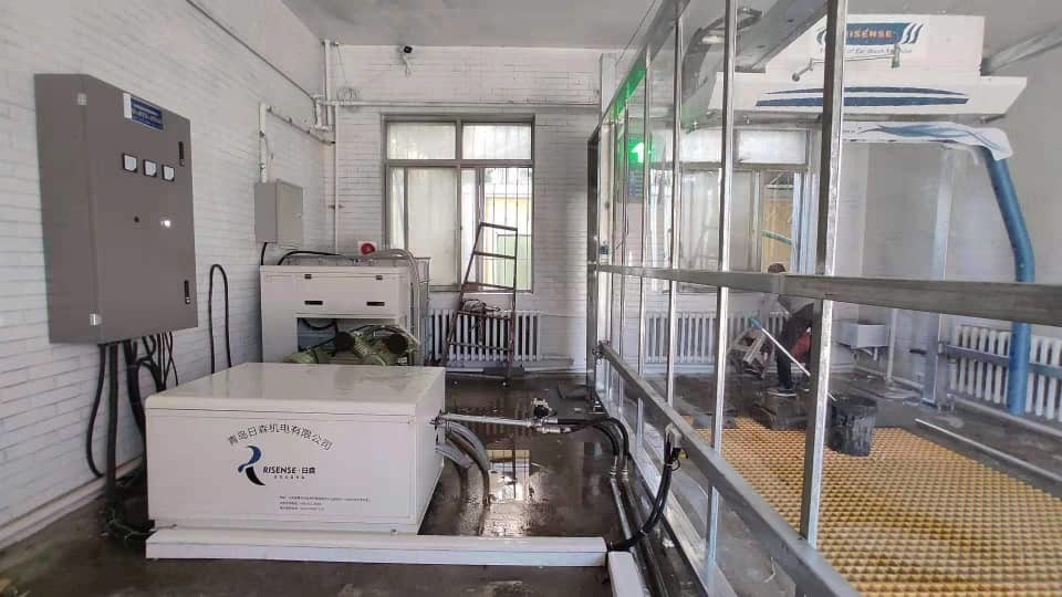 Berührungslose Waschmaschine HP 231 Maschinengröße L*W*H 7600*3315*3100